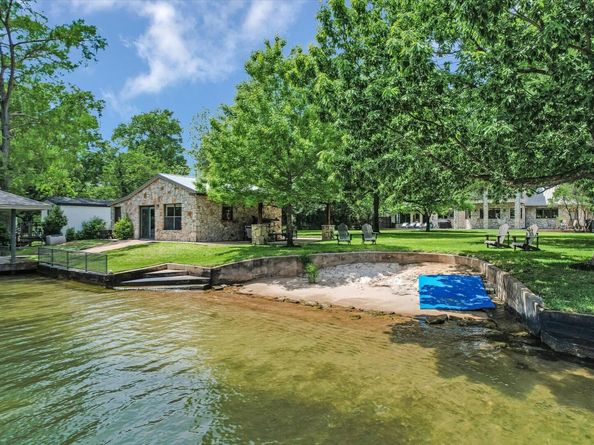 2305 Manana ST, Austin TX 78730