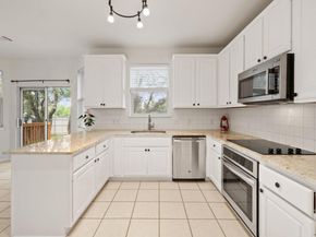 2732 Cascade Falls Dr DR, Austin TX 78738