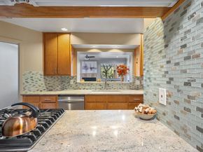 1707 Spyglass DR 110, Austin TX 78746