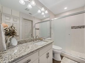 1707 Spyglass DR 110, Austin TX 78746