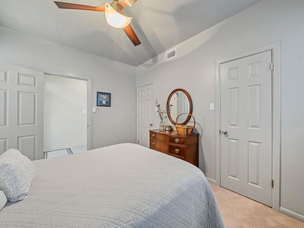 1707 Spyglass DR 110, Austin TX 78746