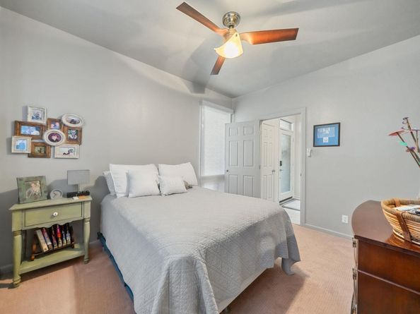 1707 Spyglass DR 110, Austin TX 78746