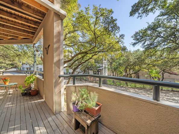 1707 Spyglass DR 110, Austin TX 78746