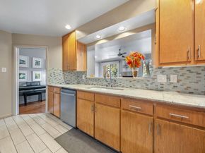 1707 Spyglass DR 110, Austin TX 78746