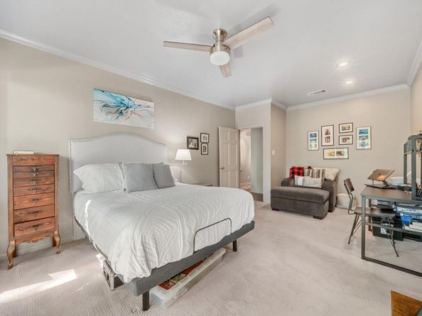 1707 Spyglass DR 110, Austin TX 78746