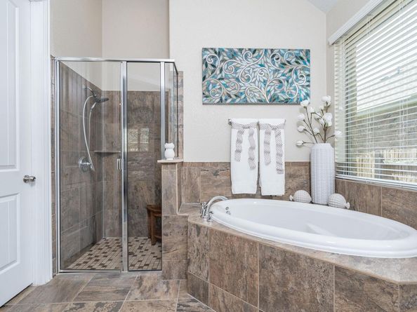 1419 Rowan DR, Georgetown TX 78628