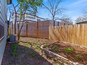 2702 S 2nd ST 1 & 2, Austin TX 78704