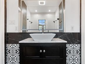 1300 Haskell ST, Austin TX 78702