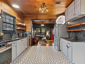 1300 Haskell ST, Austin TX 78702