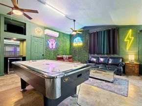 1300 Haskell ST, Austin TX 78702