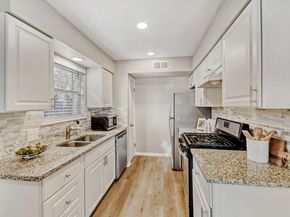 819 Sahara Ave, Austin TX 78745