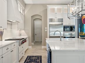107 Bisset CT, Austin TX 78738