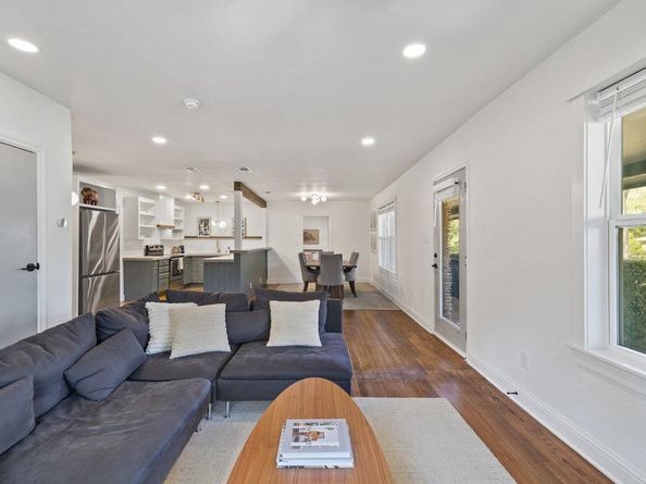 7511 Old Bee Caves RD 2, Austin TX 78735