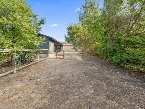 7511 Old Bee Caves RD 2, Austin TX 78735