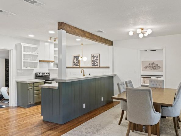 7511 Old Bee Caves RD 2, Austin TX 78735