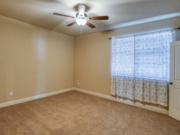 11033 Desert Willow LOOP, Austin TX 78748