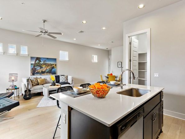 3108 E 51st ST 304, Austin TX 78723