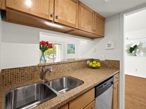 3204 Menchaca RD 216, Austin TX 78704