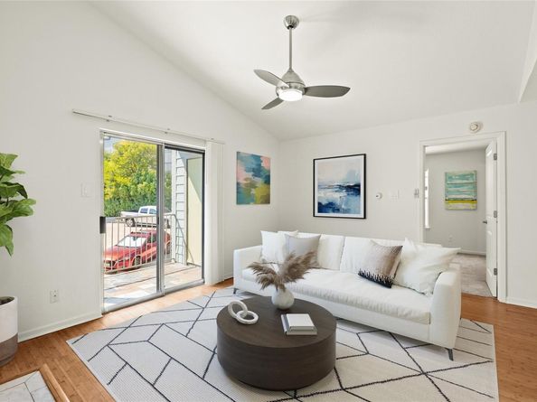 3204 Menchaca RD 216, Austin TX 78704