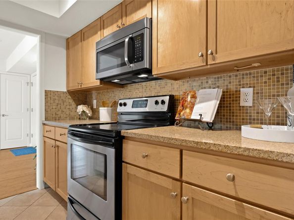 3204 Menchaca RD 216, Austin TX 78704