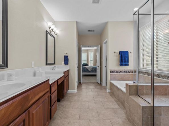 2700 Outlook Ridge LOOP, Leander TX 78641