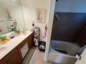 10608 Plains TRL B, Austin TX 78758