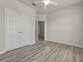 10608 Plains TRL B, Austin TX 78758