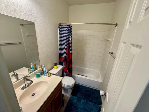 10608 Plains TRL B, Austin TX 78758