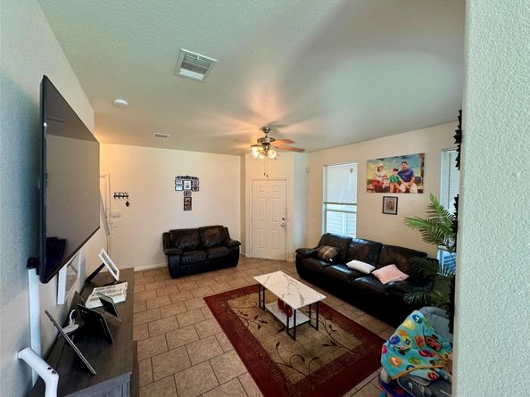 10608 Plains TRL B, Austin TX 78758