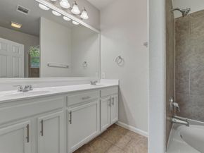 10608 Plains TRL B, Austin TX 78758
