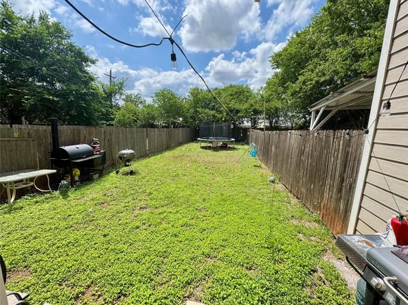 10608 Plains TRL B, Austin TX 78758