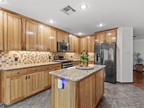 7513 Vol Walker DR, Austin TX 78749