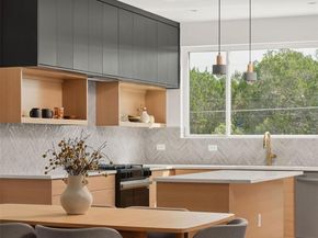 4102 Tannehill LN, Austin TX 78721