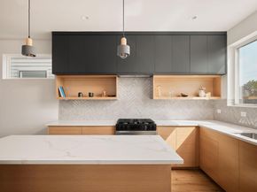 4102 Tannehill LN, Austin TX 78721