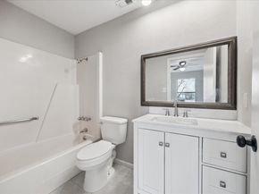 5300 B McCandless St. ST B, Austin TX 78756