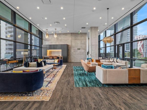 70 Rainey ST 2701, Austin TX 78701