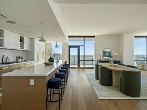 70 Rainey ST 2701, Austin TX 78701