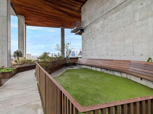70 Rainey ST 2701, Austin TX 78701