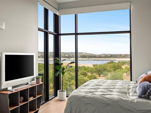 5921 Hiline RD 2404, Austin TX 78734