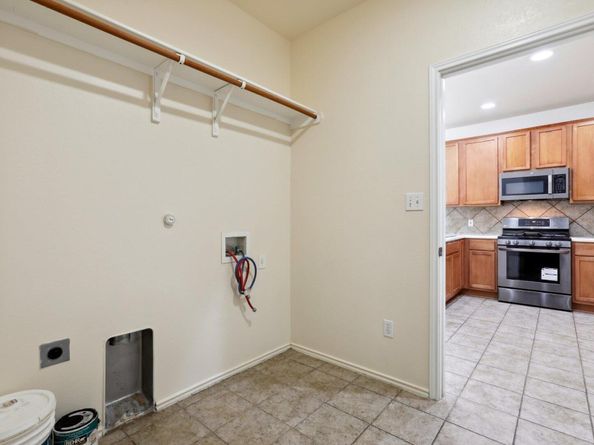 11725 Timber Heights DR, Austin TX 78754