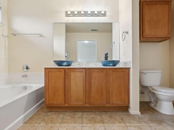 11725 Timber Heights DR, Austin TX 78754