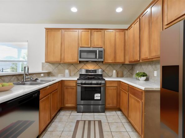 11725 Timber Heights DR, Austin TX 78754