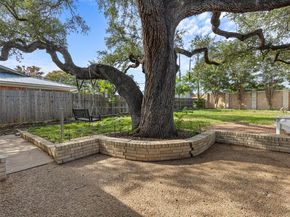 1310 Cardinal Hill DR, Austin TX 78758