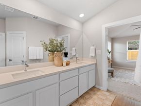 21109 Santa Paula Ave, Lago Vista TX 78645