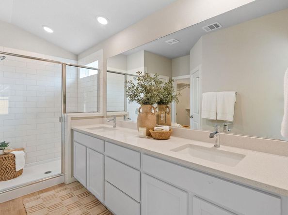 21109 Santa Paula Ave, Lago Vista TX 78645