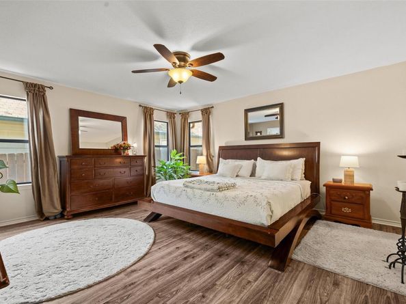 3912 Capistrano TRL, Austin TX 78739