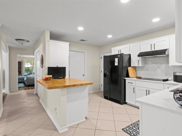 3912 Capistrano TRL, Austin TX 78739