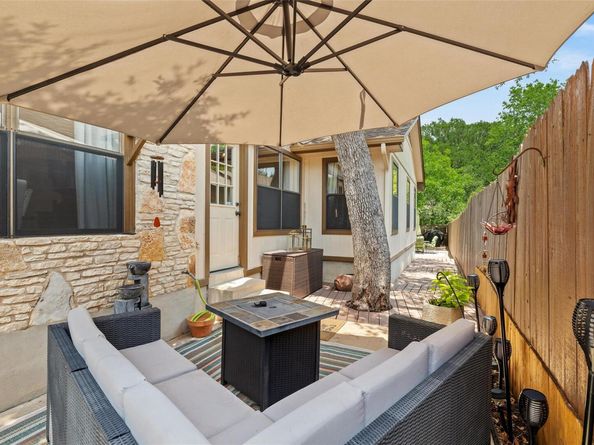 3912 Capistrano TRL, Austin TX 78739