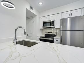 202 E 45th ST 103, Austin TX 78751