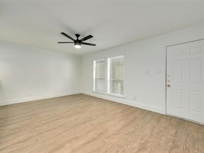 202 E 45th ST 103, Austin TX 78751